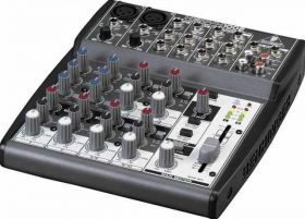 Behringer Xenyx  1002